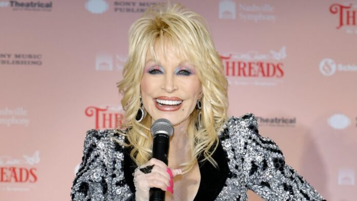 Dolly Parton Thanks Taylor Swift For $2 Million Donation