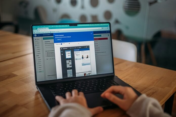 How to Evaluate an Online Job With No Physical Office